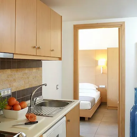 Island Blue Apartahotel Pefki